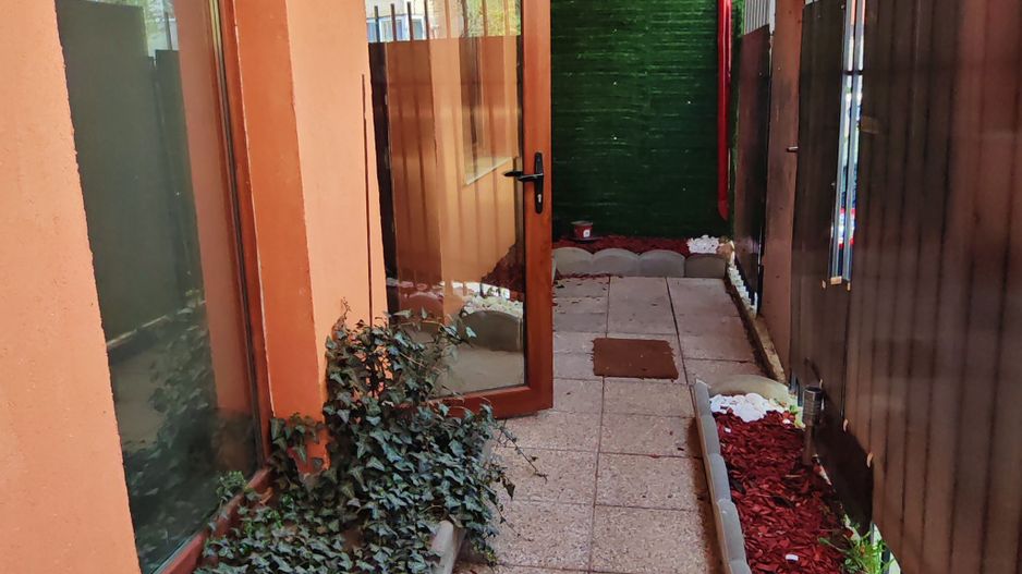 Vila cu 10 camere,pretabil compartimentare in 2 unitati separat,ASTRA. - Poză 19