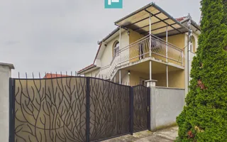 Casă complet modernizată, P+1 în Buteni, Arad - Poză 40