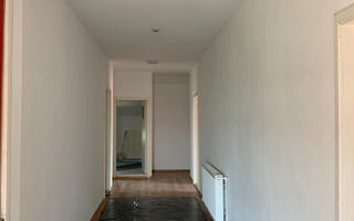 Casa individuala  *  14 camere *  1550 mp teren  * - Poză 6