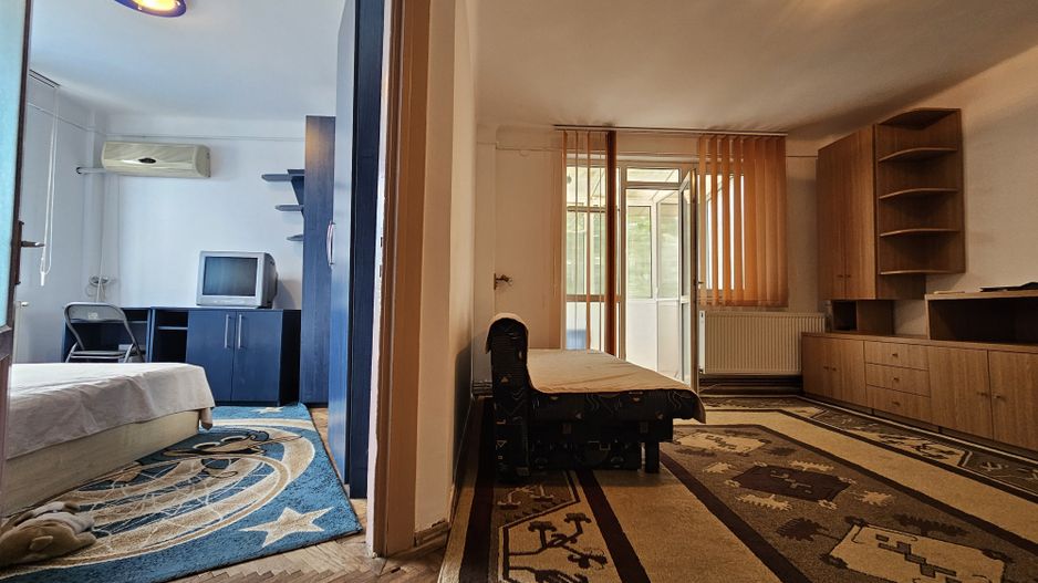 Apartament 2 camere de vanzare, Piața Victoriei centrala proprie - Poză 1