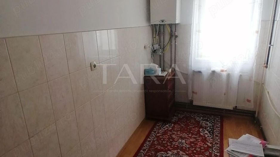 Apartament 2 camere, decomandat, zona Minerva, centrală proprie. - Poză 3