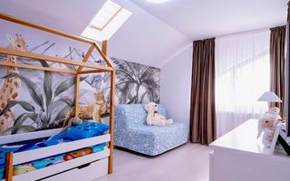 Gata de locuit! Vânzare casa cu 4 camere - Doicesti-Dealul cu Tei - Poză 8