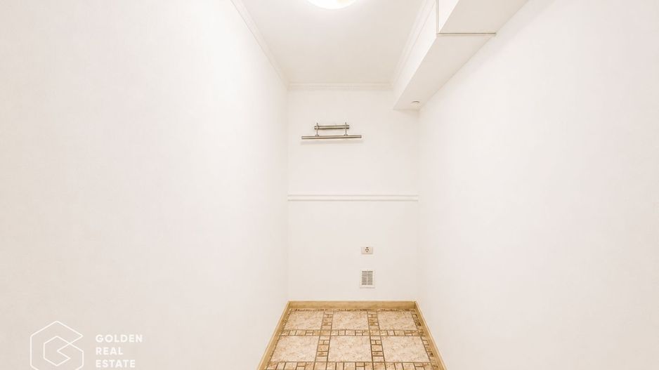 Spatiu pretabil salon infrumusetare, cabinet, 8 camere, Boul Rosu, 200mp - Poză 12