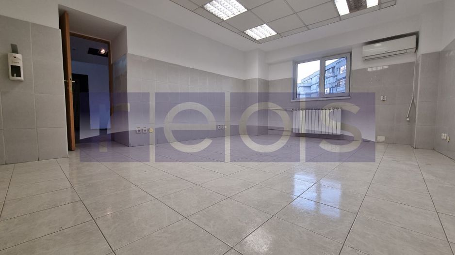 VANZARE SPATIU COMERCIAL | 15 CAMERE | ZONA UNIRII - Poză 39