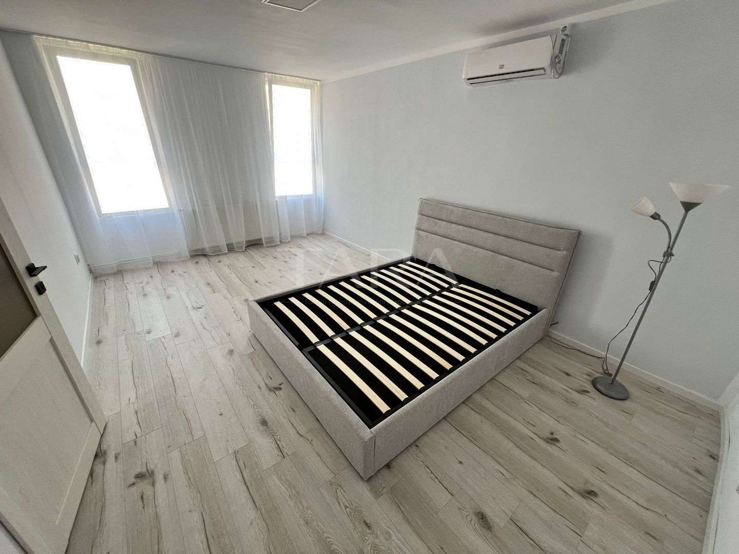 Apartament spațios cu priveliște panoramică – zona Flora, Mănăștur. - Poză 1