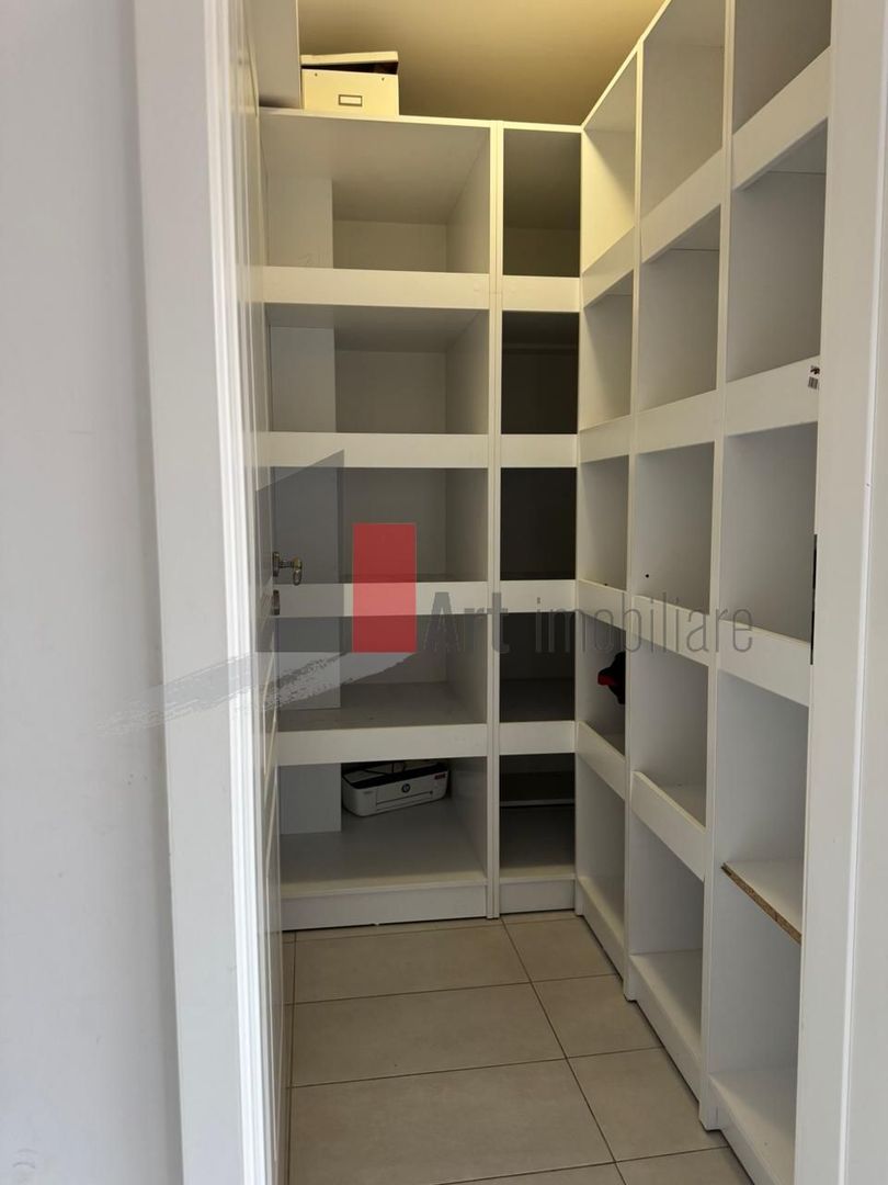 Vanzare apartament 3 camere si curte+loc de parcare Padure Rosu-Chiajna - Poză 11