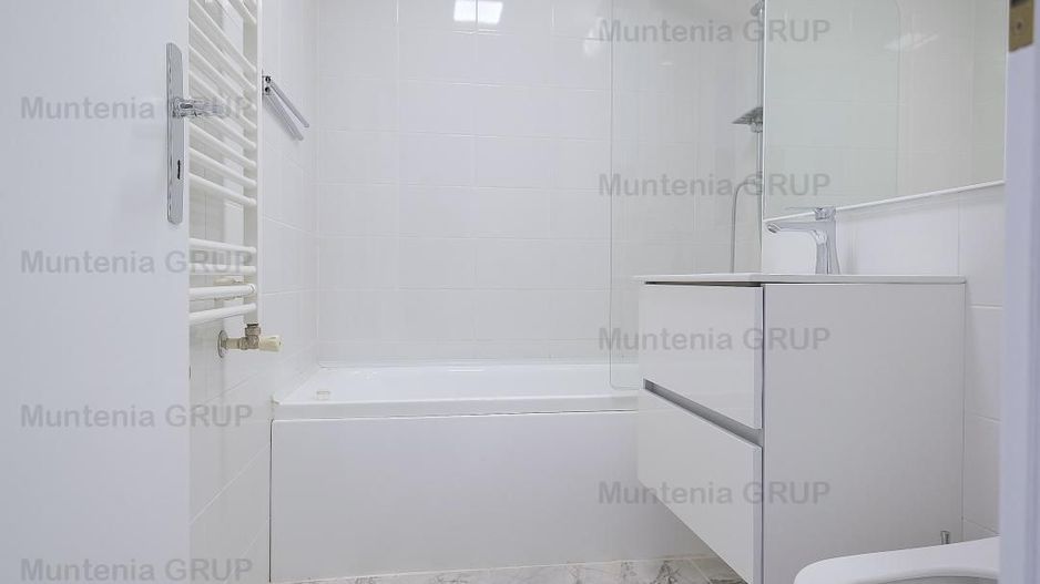 Aviatorilor - Uruguay, super penthouse, 4 camere, etaj 4 in bloc 2002 - Poză 6