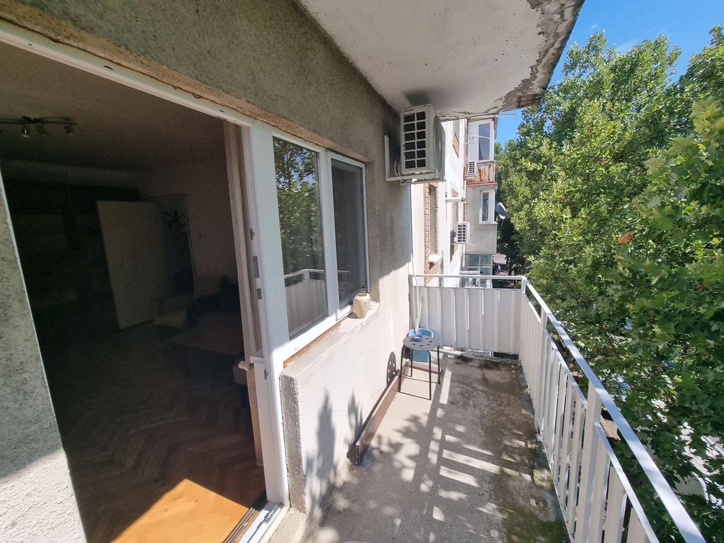 Girocului, et.3, 3 camere, 2 băi, centrală termică proprie - Poză 13