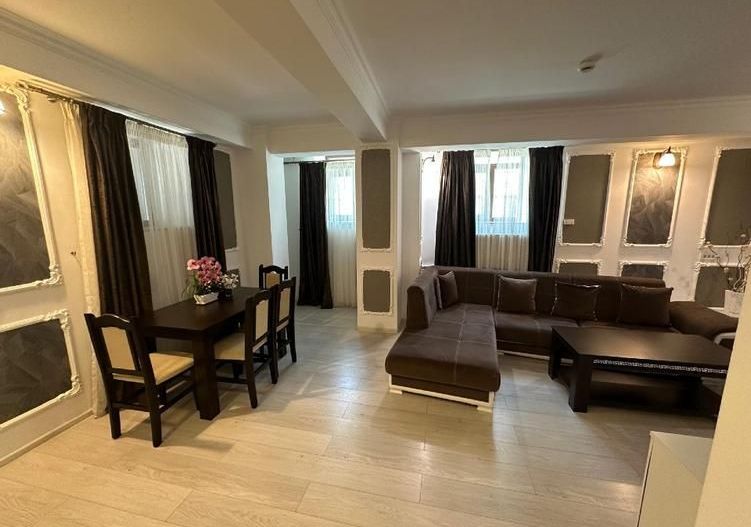 Apartament Armeneasca/Batistei - Poză 1