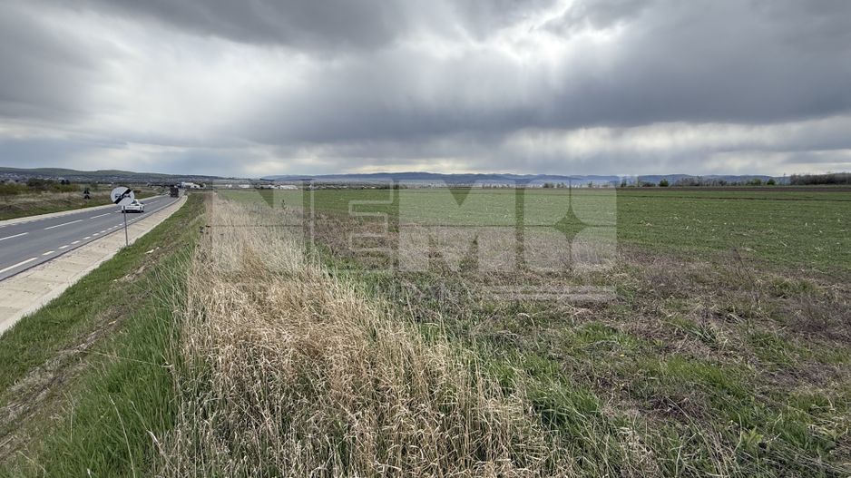 Teren extravilan | Horodnic de Sus – zona Osoi | 50 de Ari - Poză 3