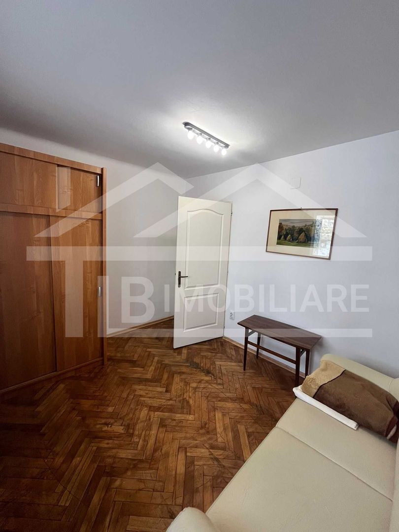 Apartament cu 2 camere, 40mp, decomandat, Zona UMFST - Poză 3