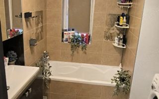 Vand apartament cu 3 camere - Poză 5