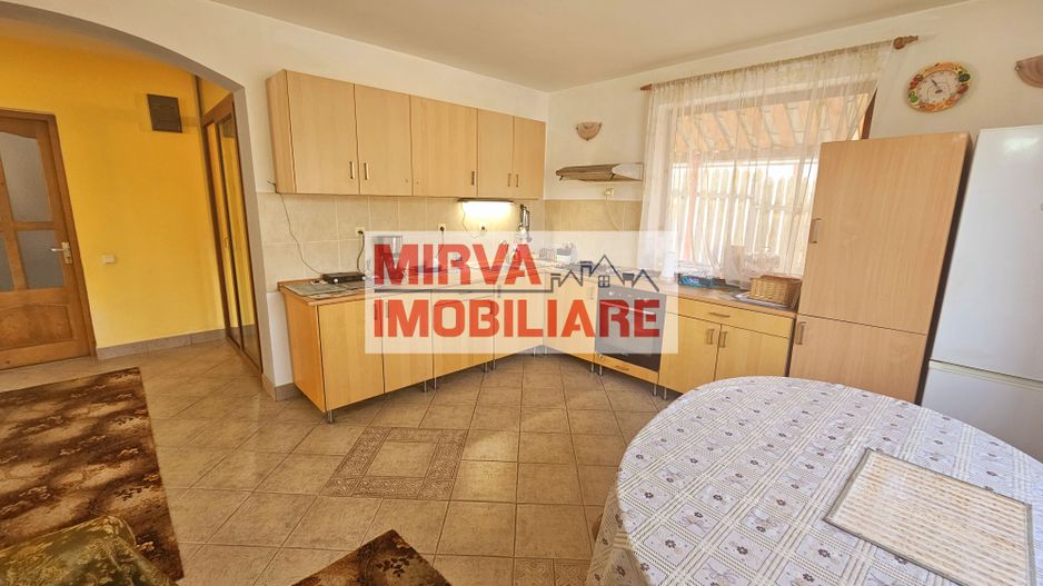 🏡 VILĂ ELEGANTĂ CU PRIVELIȘTE DEOSEBITĂ – VALENII DE MUNTE - Poză 40