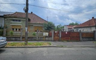BRASADAS vinde casa individuala cu 2 camere in zona UNIRII. - Poză 1
