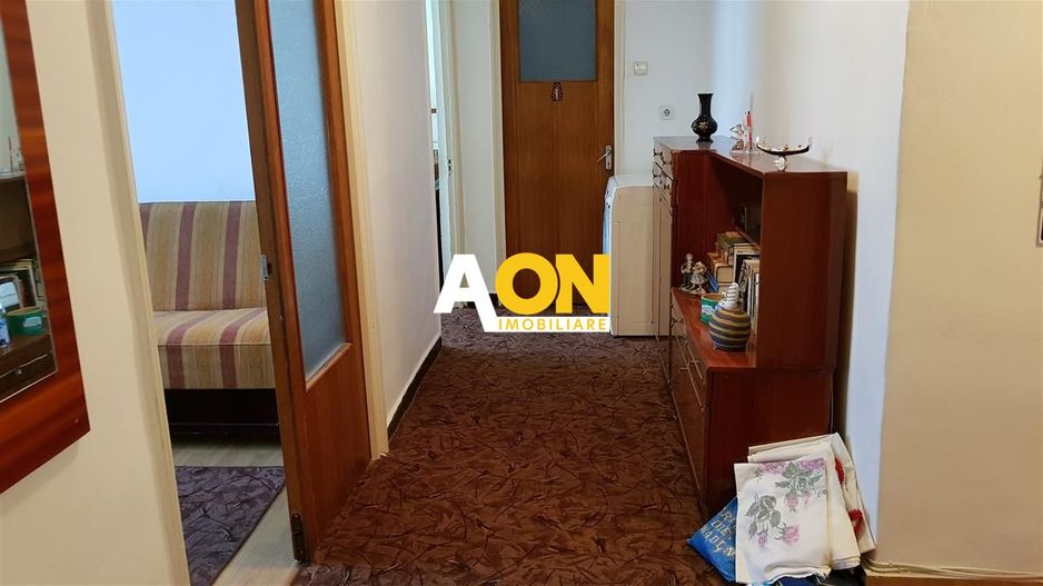 Apartament 3 camere decomandat ultracentral - Poză 3