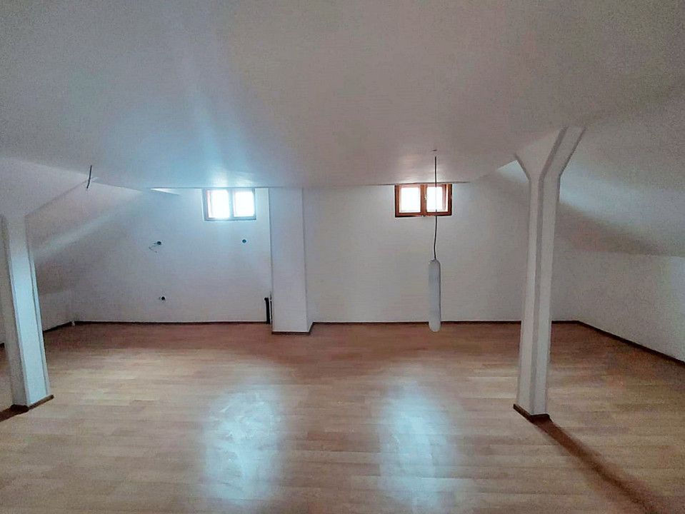 Inchiriere Vila moderna  zona Cornul Vanatorului - Poză 11