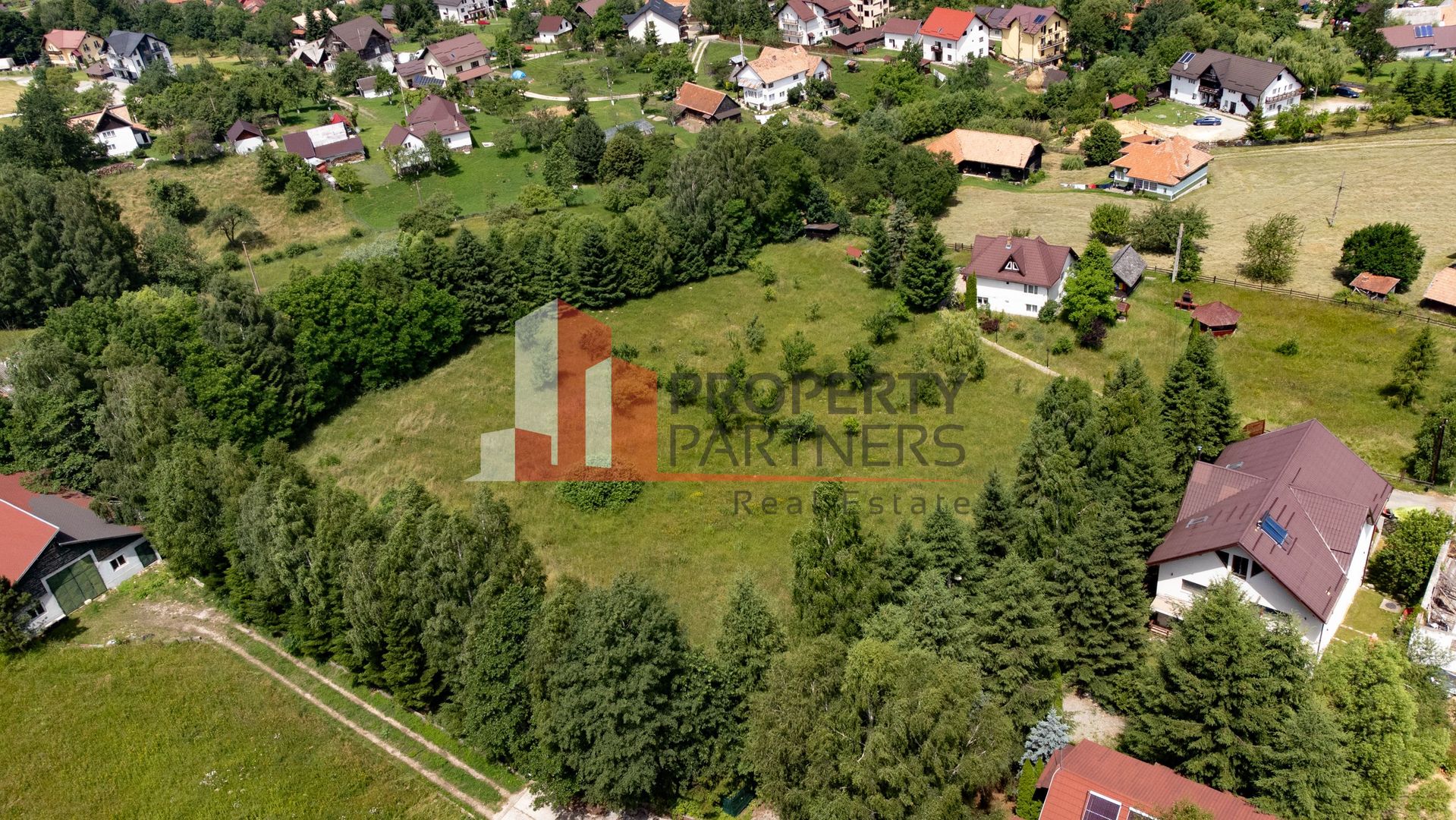 Teren de la 2772 mp Podul Simonului- Bran - Poză 5