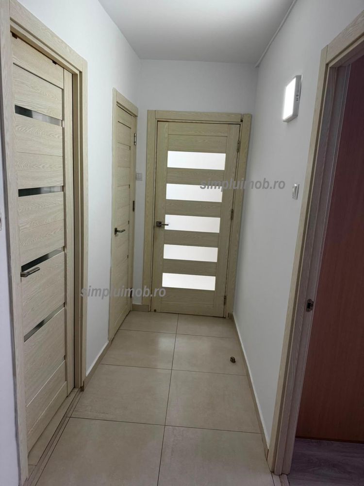 Ocazie 2 Camere Vitan Spatios - Poză 3