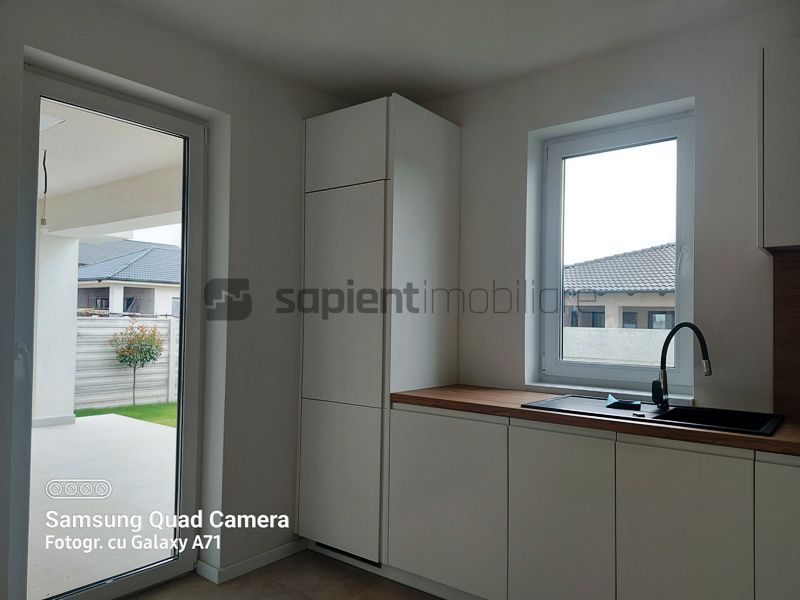 Casa noua in cartierul Viena Residence - Poză 6