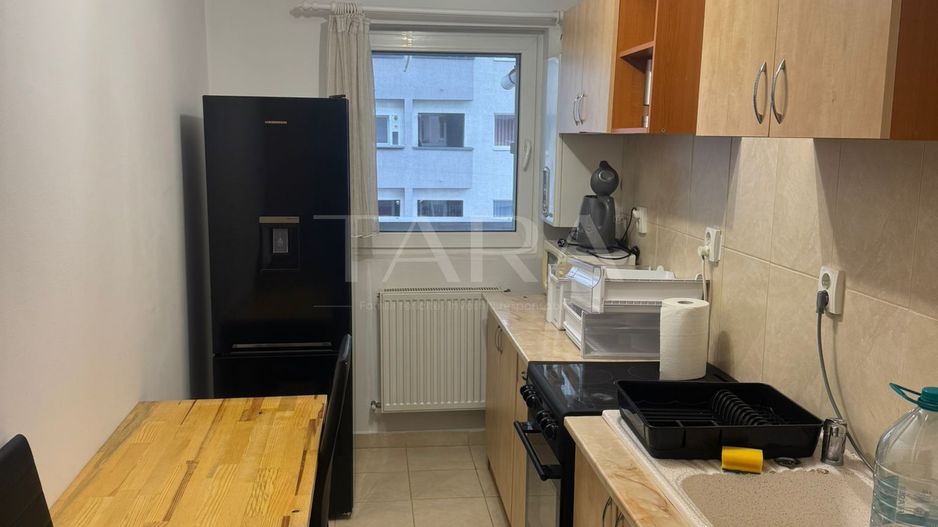 !!OCAZIE!! INCHIRIEM APARTAMENT - Poză 1