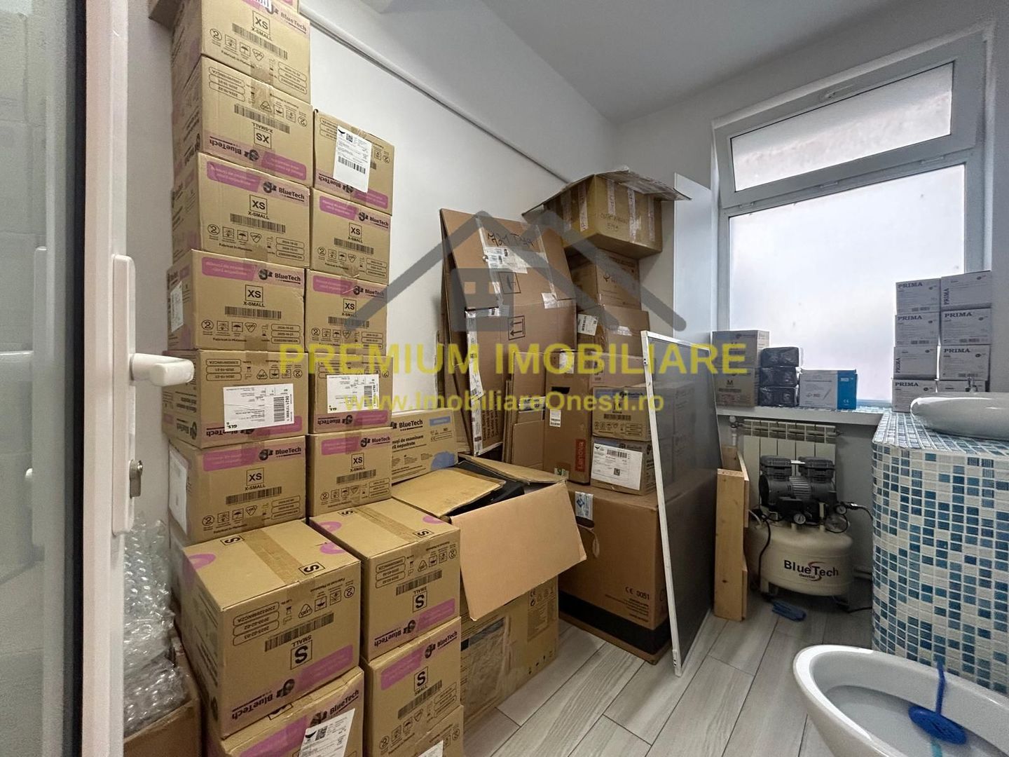 Spațiu comercial 90 mp – zonă cu trafic intens Onesti - Poză 9