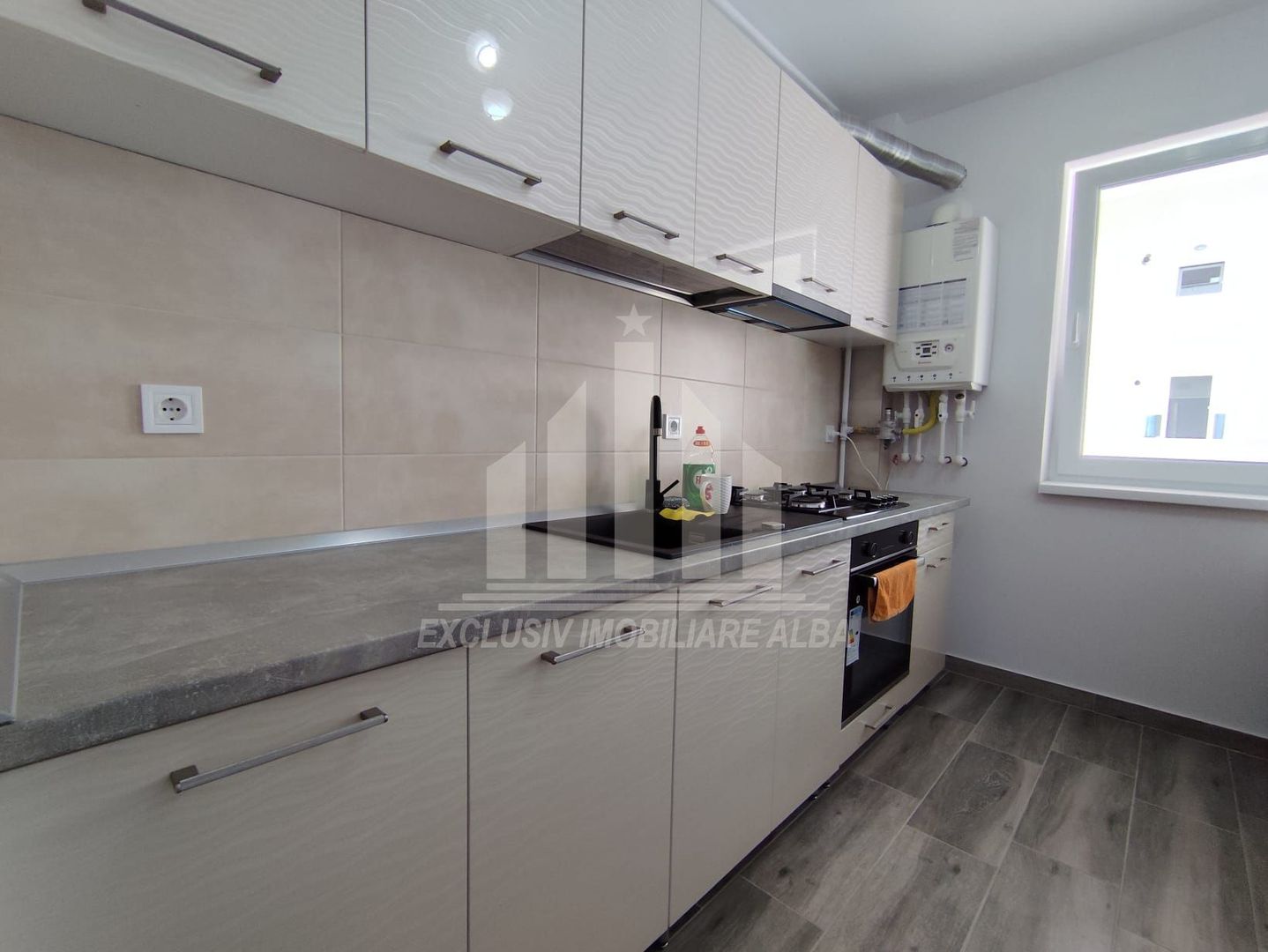 Apartament cu 1 camera de vanzare, Alba-Micesti - Poză 3