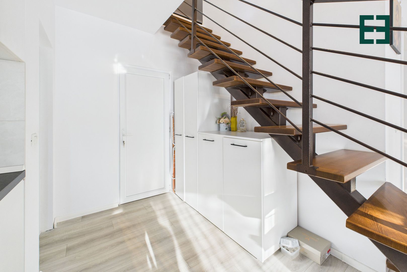 Casă nouă cu 5 camere - Localitatea Păuliș - DEVA - Poză 12