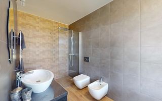 Corbeanca – Vilă Individuală cu Priveliște Superbă la Lac - Poză 7