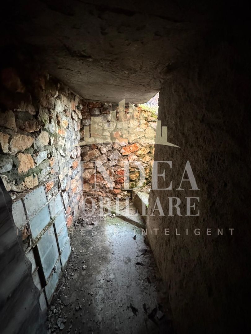 Teren casa 590mp + fundatie casa cu beci, Giarmata - Poză 4