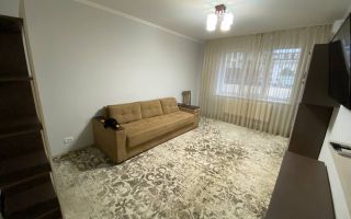 Apartament de închiriat în inima Chișinăului! - Poză 6