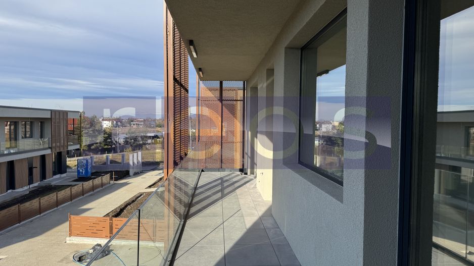 UPnorth Corbeanca - Poză 19