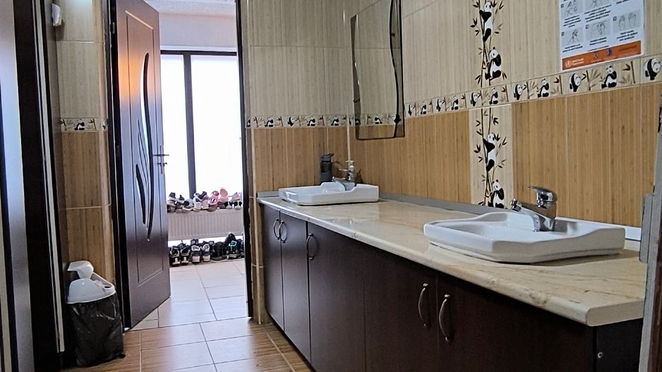 Spațiu comercial de vanzare in Floresti - Poză 12