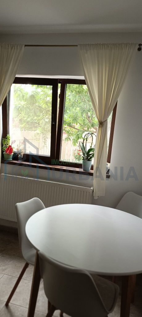 Inchiriez casa insiruita cu 3 camere Valea Lupului - Poză 3