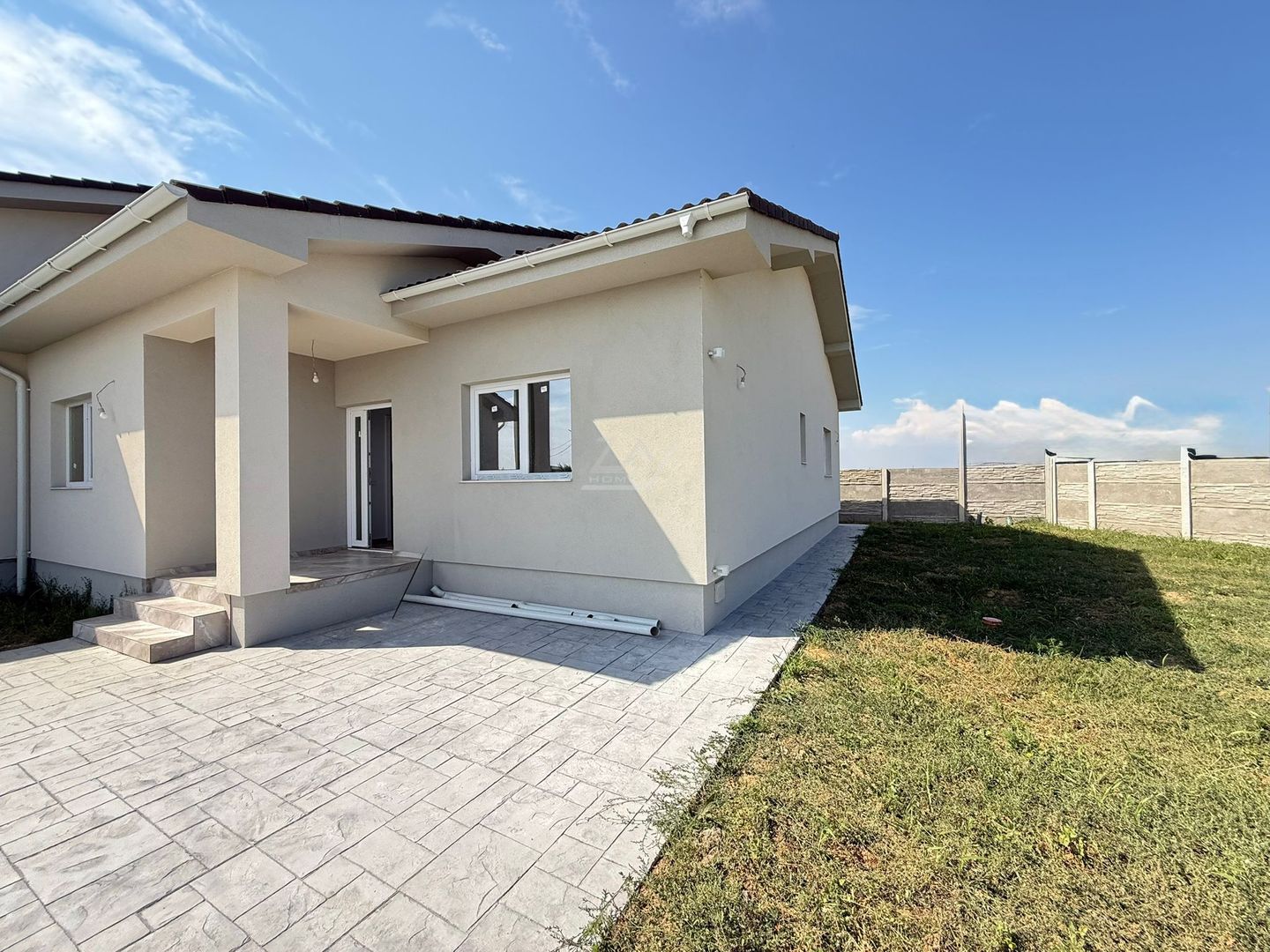 COMISION 0! Duplex cu 4 camere finalizat.Toate utilitatile. - Poză 1
