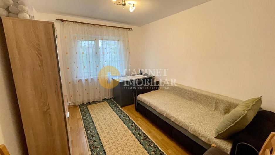 3 Camere Decomandat - Bloc dupa 80 - Etaj Intermediar - Podu Ros - Nicolina - Poză 3