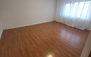 Apartament modern cu 3 camere, ultracentral - Poză 2
