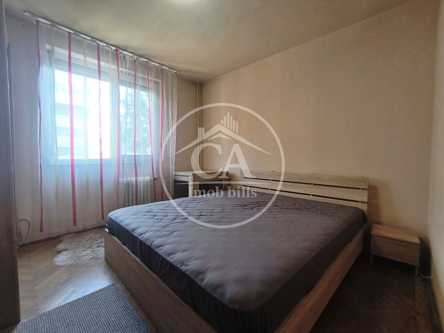 Apartament de vanzare cu 3 camere  in zona Centrala, Oradea - Poză 4