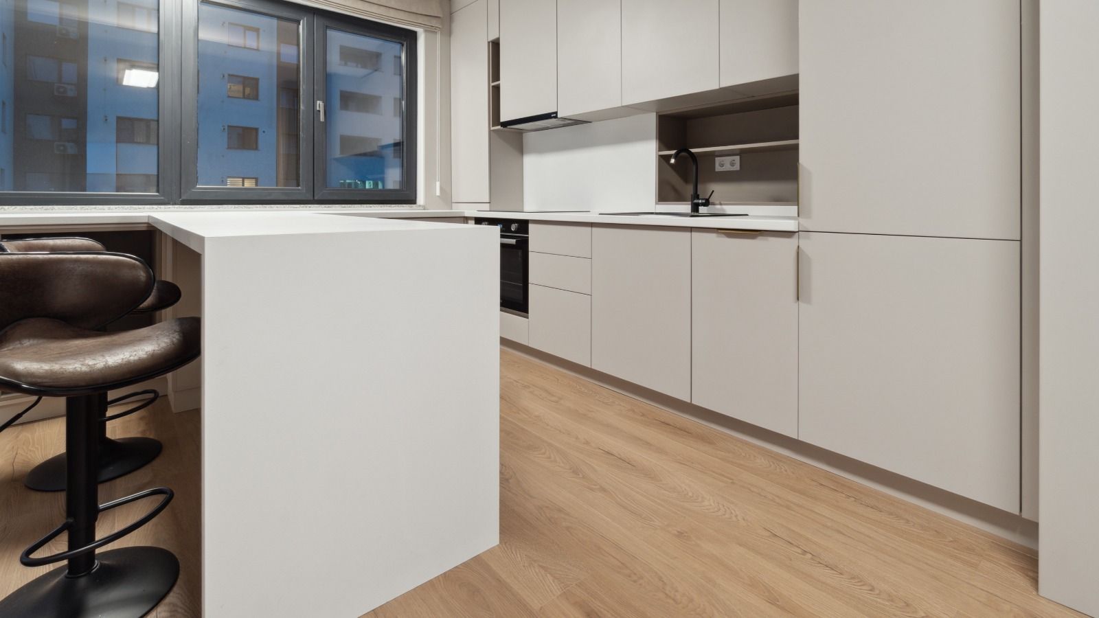 Apartament 2 camere lux decomadat Pipera Plaza - Poză 14