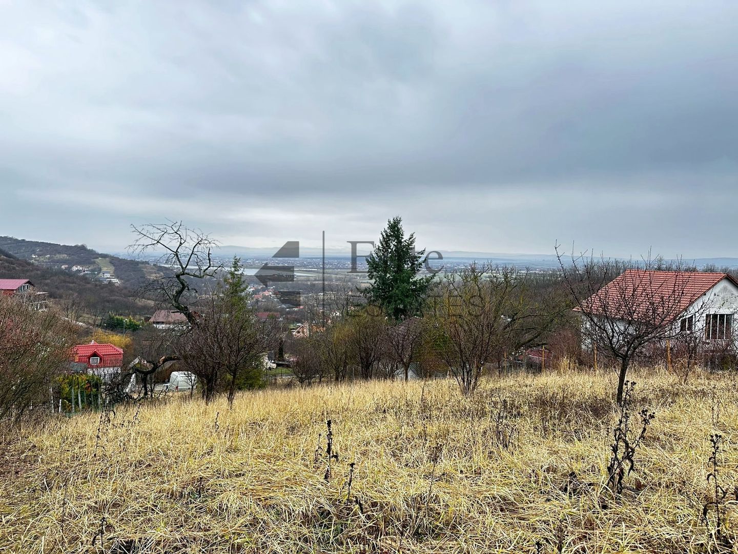 Teren intravilan 1765 mp cu panorama in Cartierul Podgoria - Poză 2