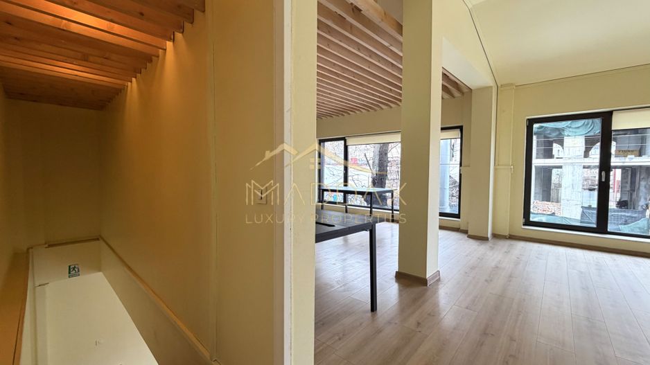 Spatiu Comercial *180mp* // 2 parking spaces // Stefan Cel Mare - Poză 9