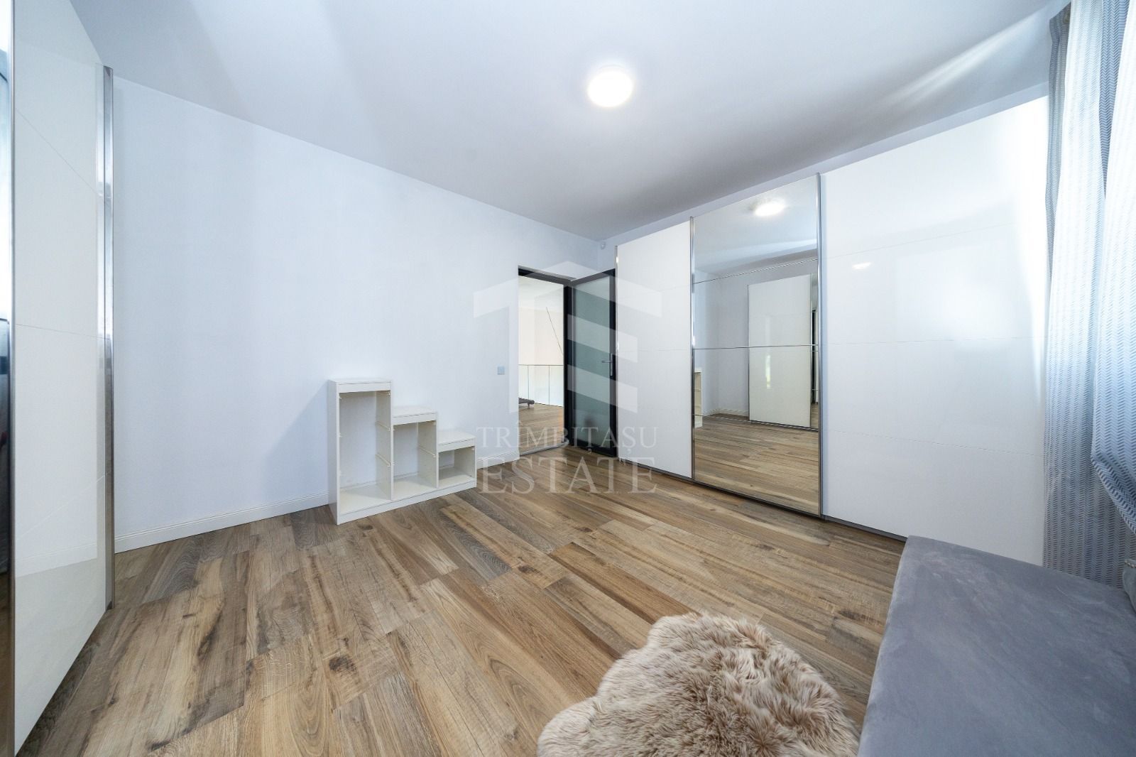 Sanpetru ,Subcetate-Casa 4 camere,3 bai+480 mp teren - Poză 22