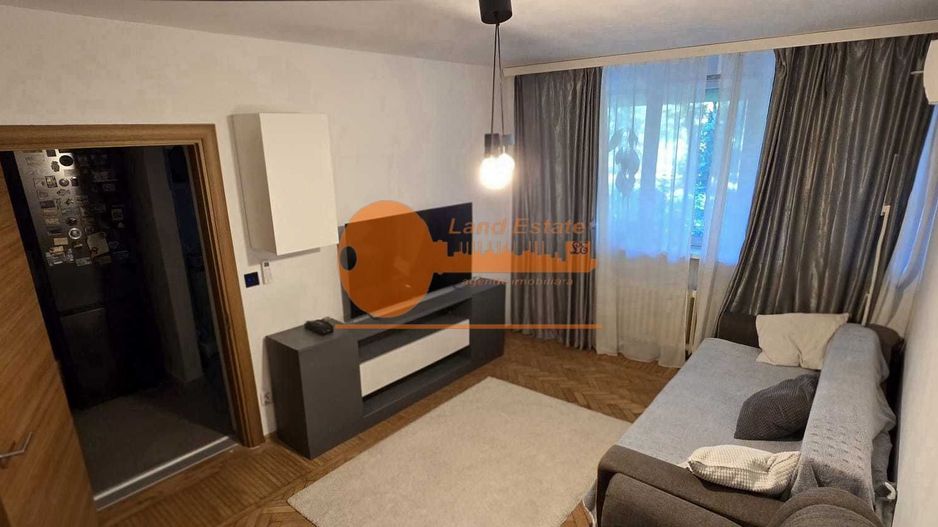 Apartament 2 camere | Vedere directă către Parcul Circului - Poză 1