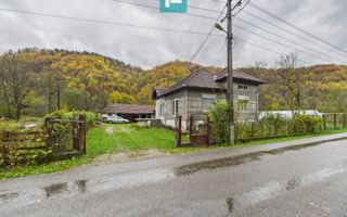 Casă renovată în localitatea Lazuri, Arad - Poză 18