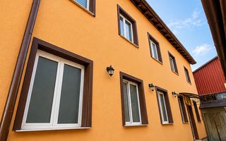 Fosta pensiune, cazare muncitori, pretabil pentru clinica, birouri - Poză 2