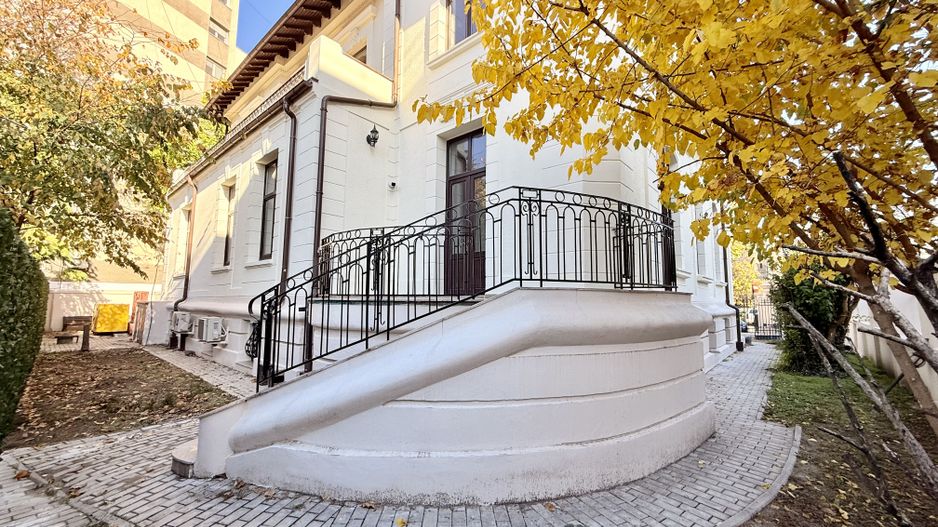 Vila 626 mp utili parcare Gradina Icoanei Dacia - Poză 4