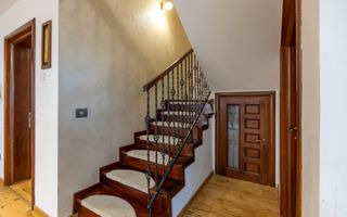 Casă/Vilă modernă de vânzare la intrare în Bogdan Vodă, județul Bacău. - Poză 37