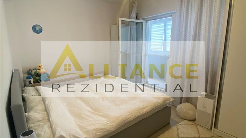 Grand Arena Ap 3 camere et 2/4 mobilat utilat cu parcare inclusă - Poză 1