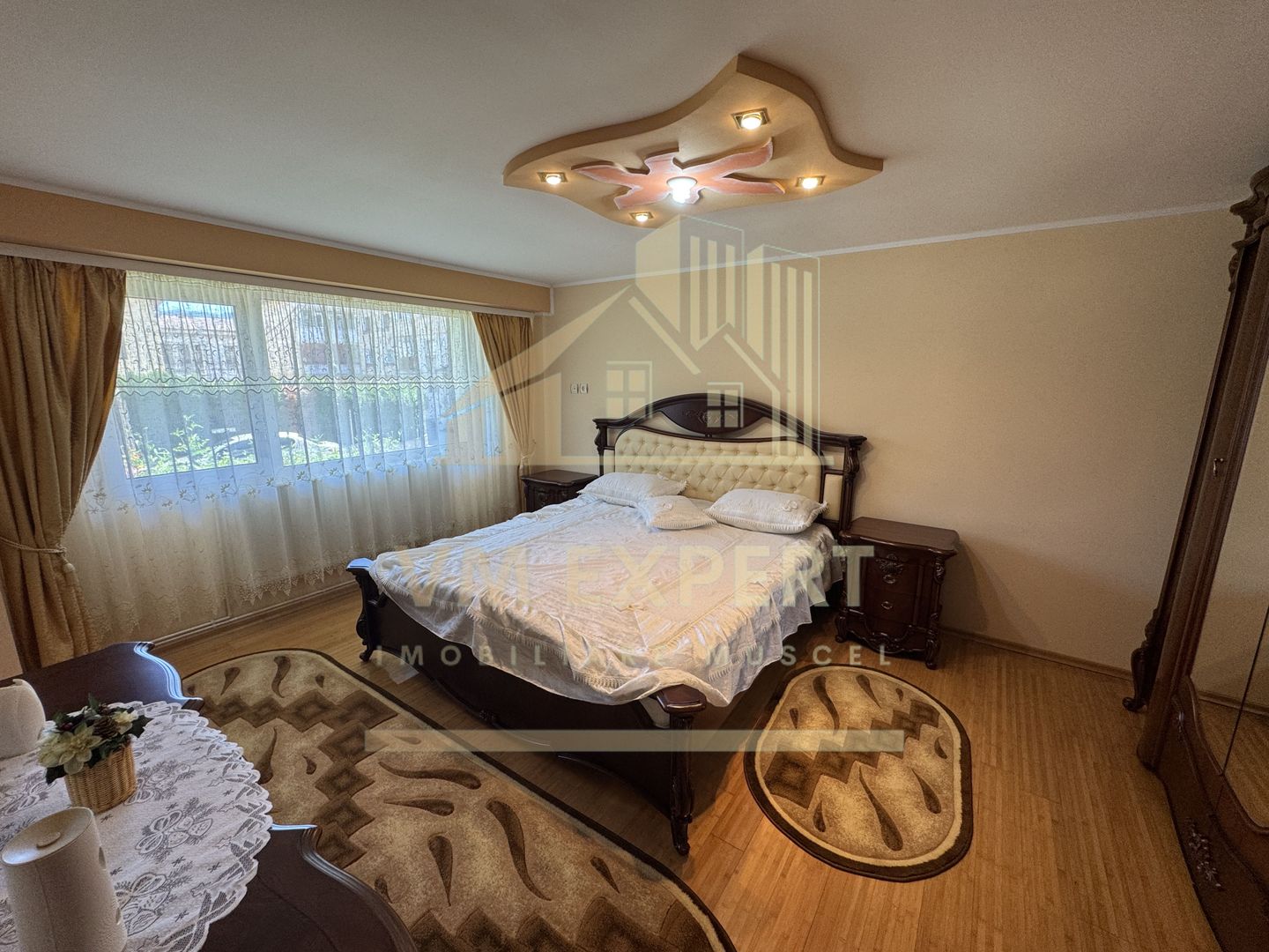 APARTMENT 3 CAMERE ZONĂ CENTRALĂ  PARTER CAMPULUNG - Poză 9