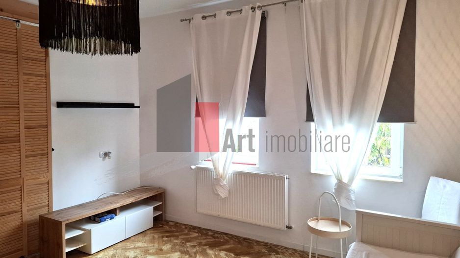 Studio modern, 32 mp,+ 20 mp anexe, zona Parcul Carol-Parlament - Poză 3