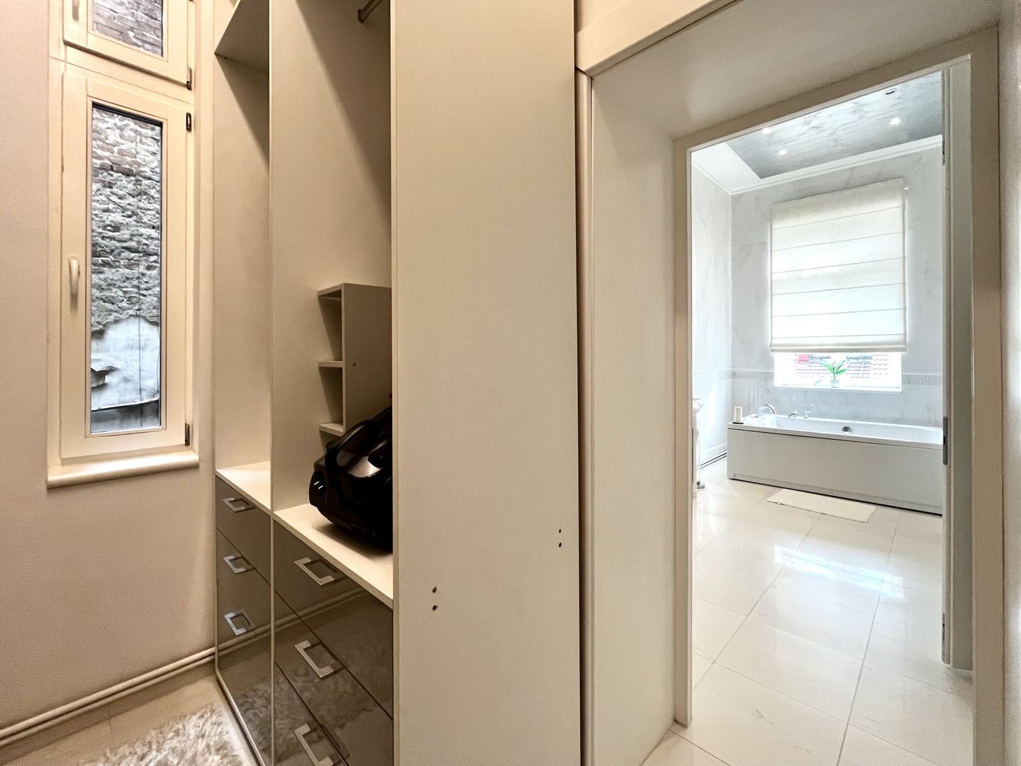 Apartament 3 camere, elegant si spațios, lângă parc, zona Centrala - Poză 16